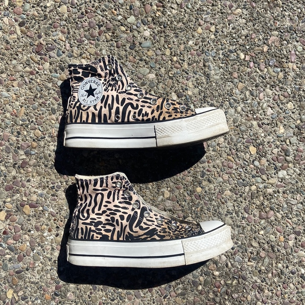 unique platform converse